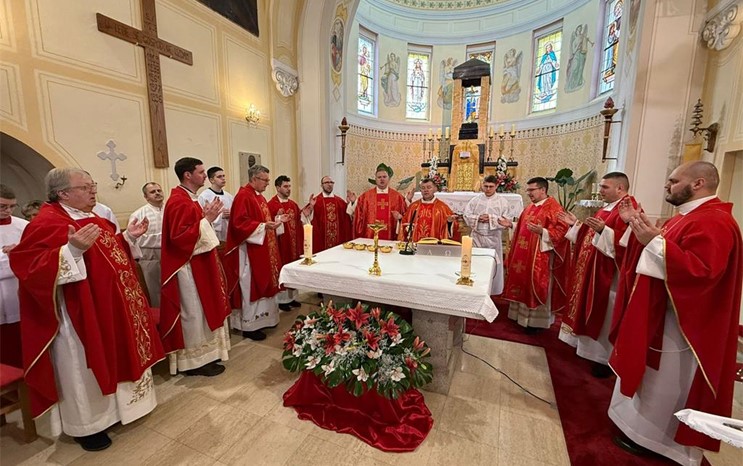 Zaprešićki dekanat hodočastio bl. Alojziju Stepincu u Krašić